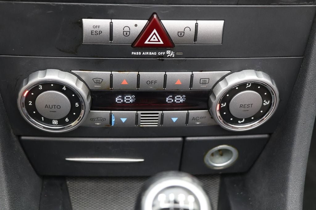Used 2005 Mercedes-Benz SLK 350 image 29