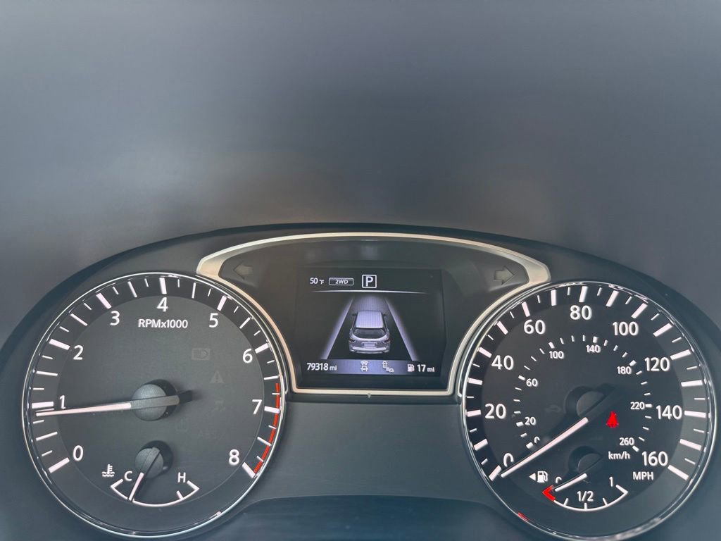 Used 2019 Nissan Pathfinder Platinum AWD/4WD image 40