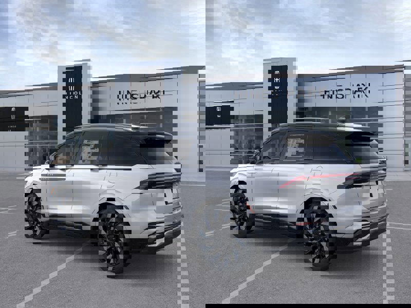 New 2026 Lincoln Nautilus Reserve w/ Jet Appearance Package image 4