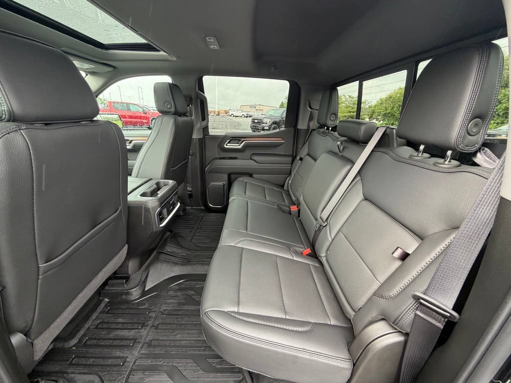 Used 2026 GMC Sierra 1500 Denali AWD/4WD image 7