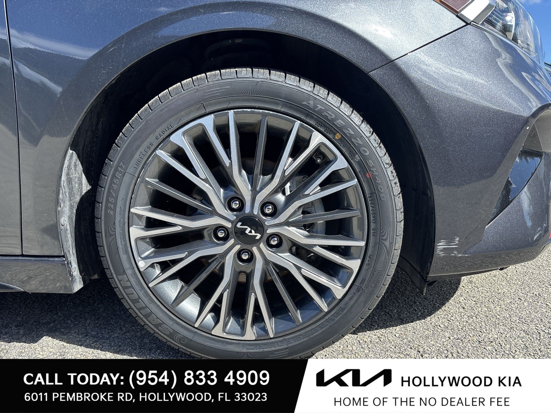 Used 2023 Kia Forte GT-Line w/ GT-Line Premium Package FWD image 19