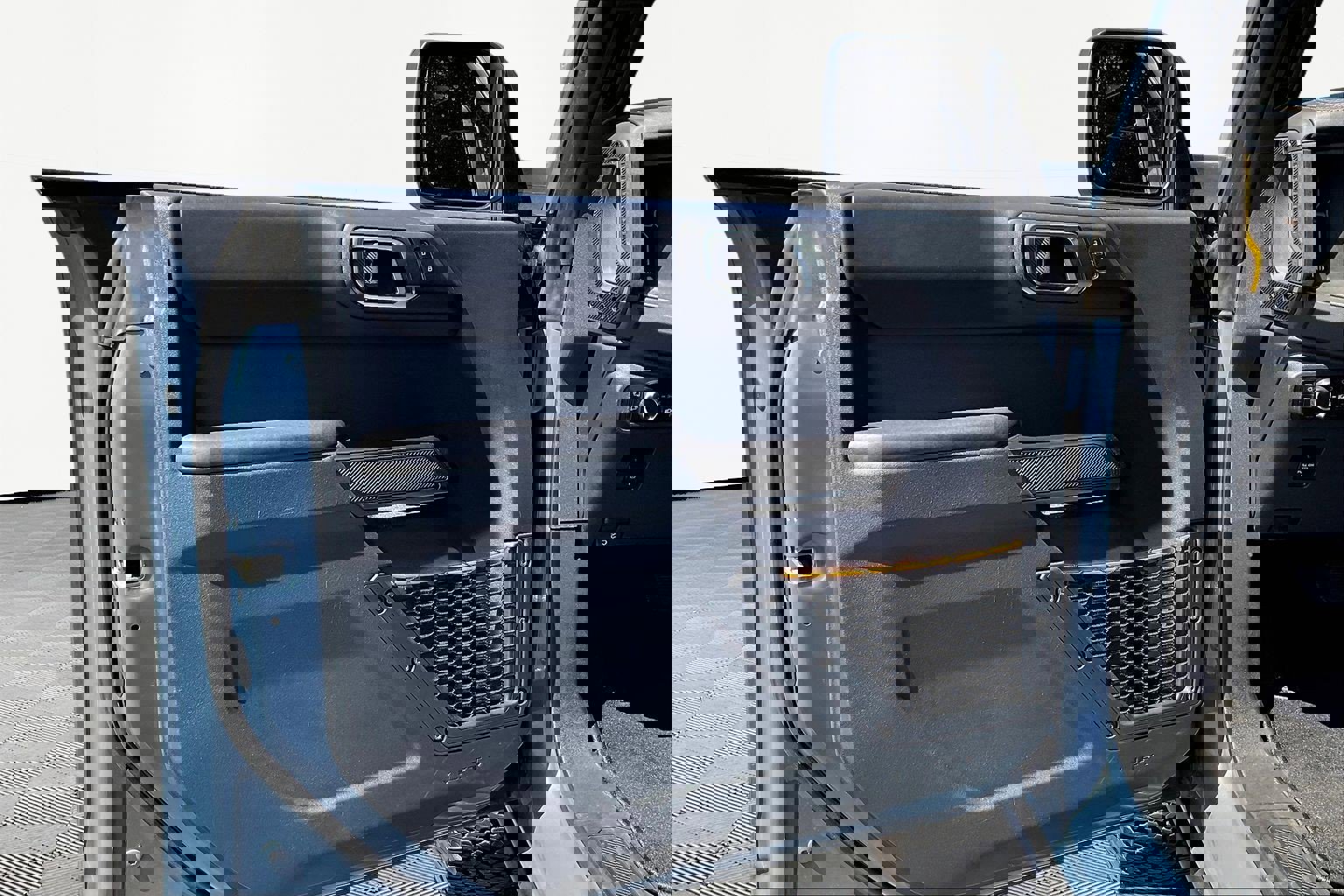 Used 2024 Ford Bronco Badlands image 21