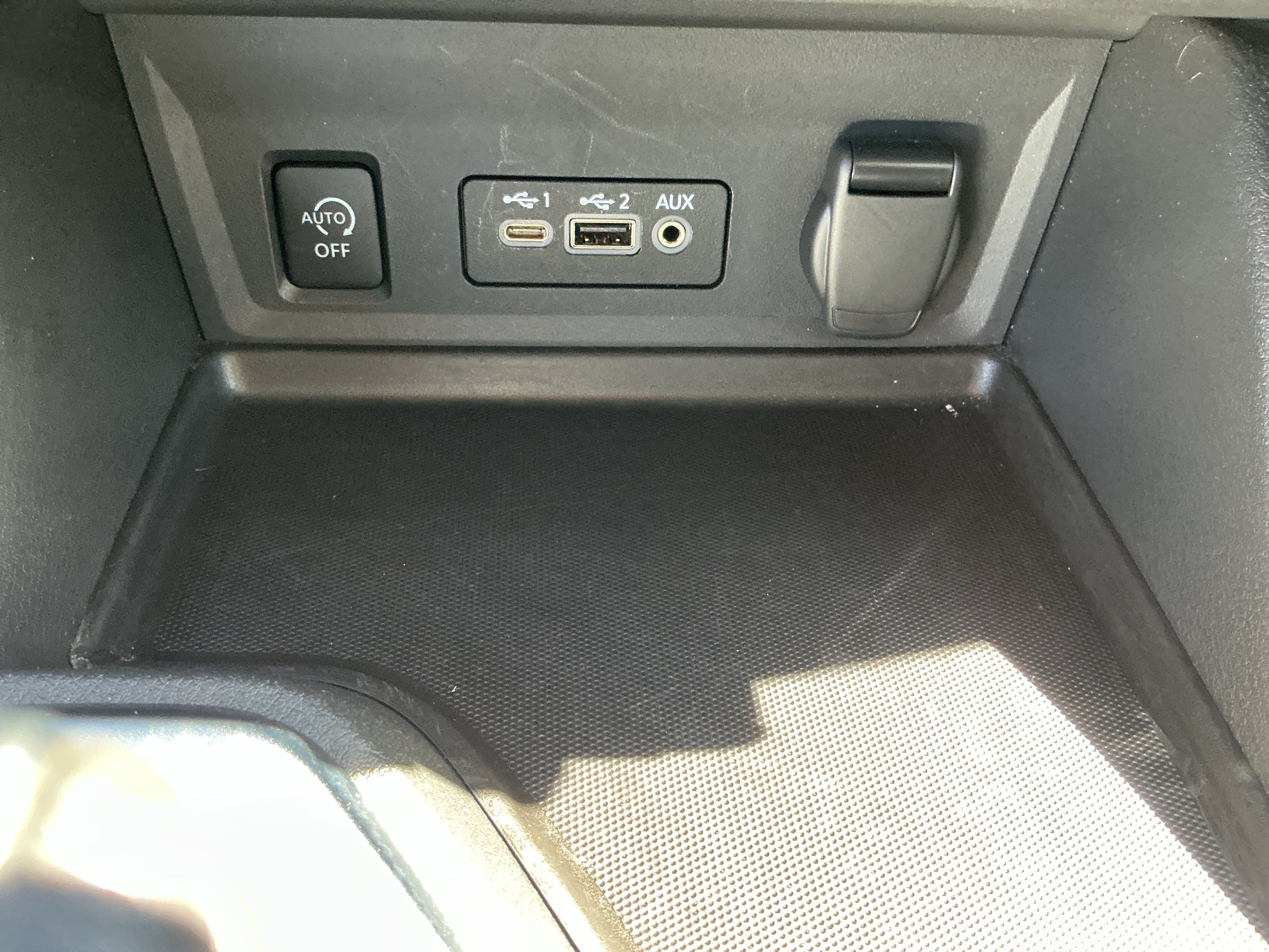 Certified 2025 Nissan Sentra SV w/ All-Weather Package FWD image 21