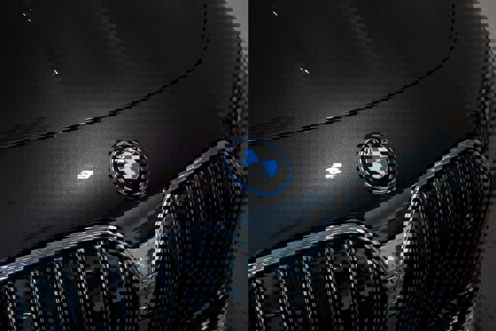 Used 2025 BMW i7 eDrive50 w/ Premium Package image 7