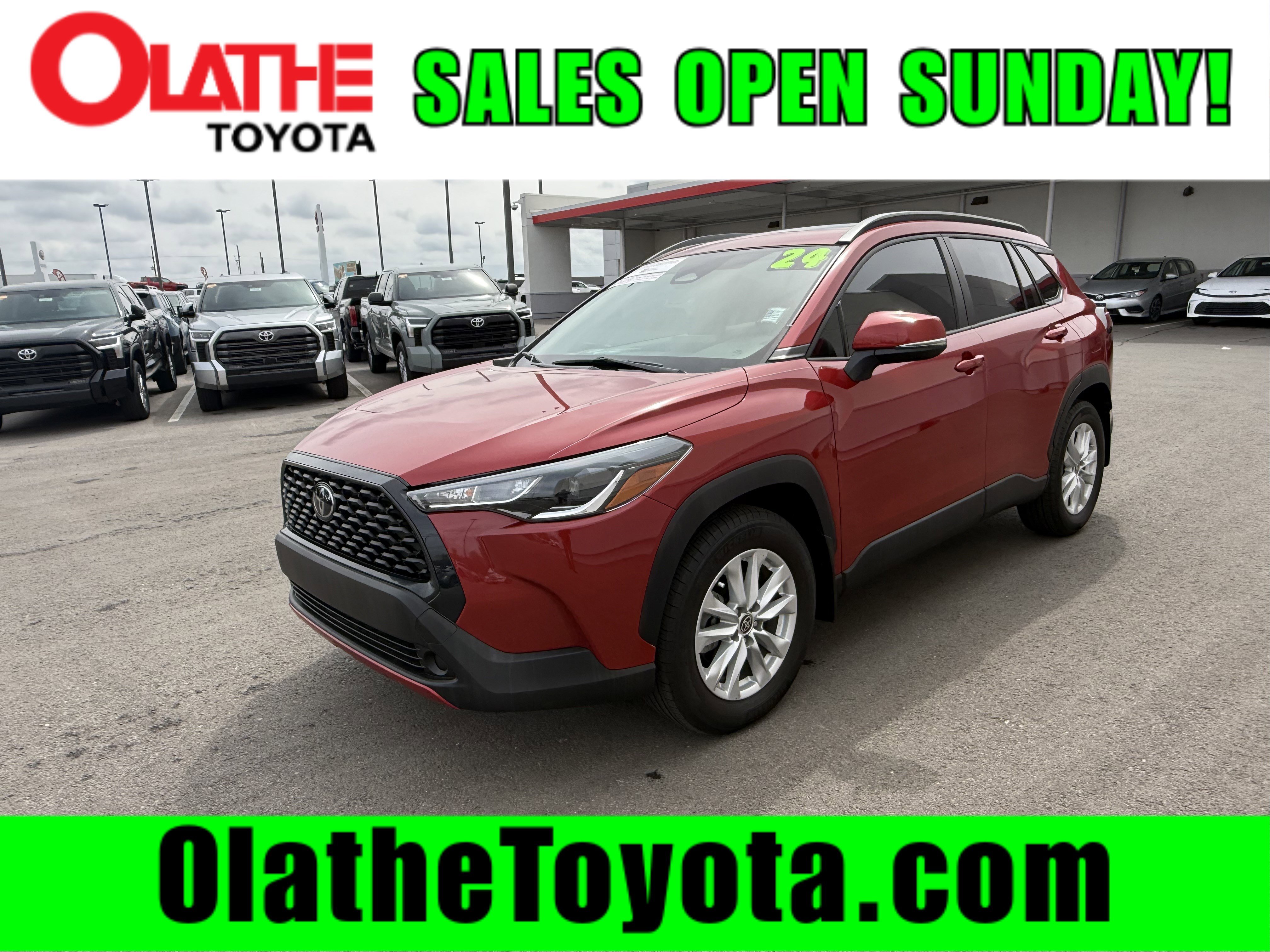 Certified 2024 Toyota Corolla Cross LE w/ Moonroof Package FWD image 2