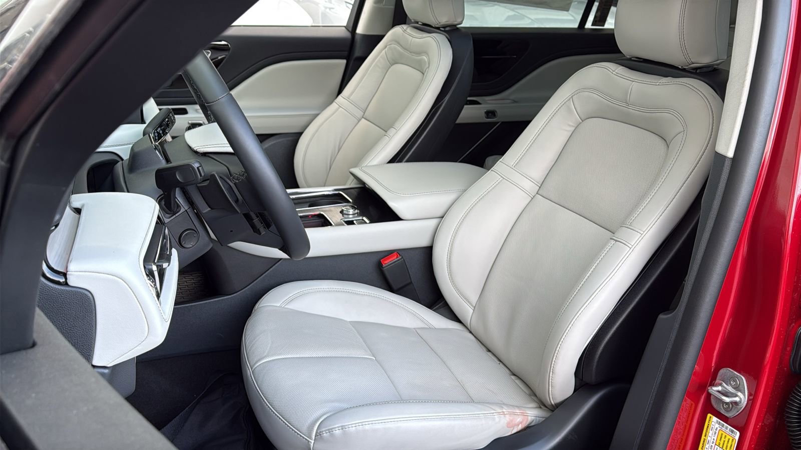 New 2026 Lincoln Aviator Reserve image 17