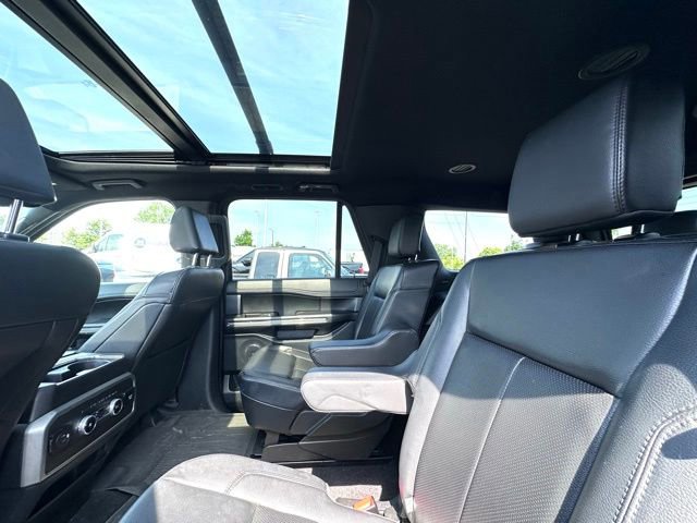 Used 2021 Ford Expedition XLT AWD/4WD image 27