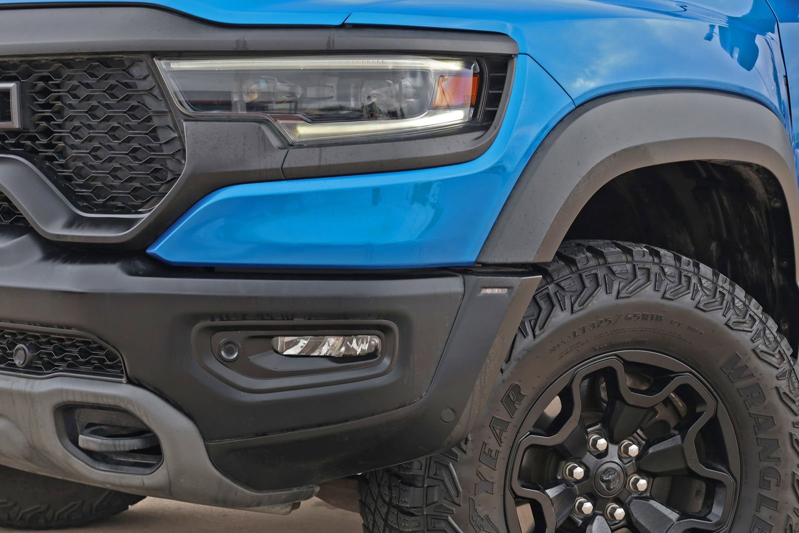 Used 2022 RAM 1500 TRX w/ TRX Level 2 Equipment Group AWD/4WD image 13