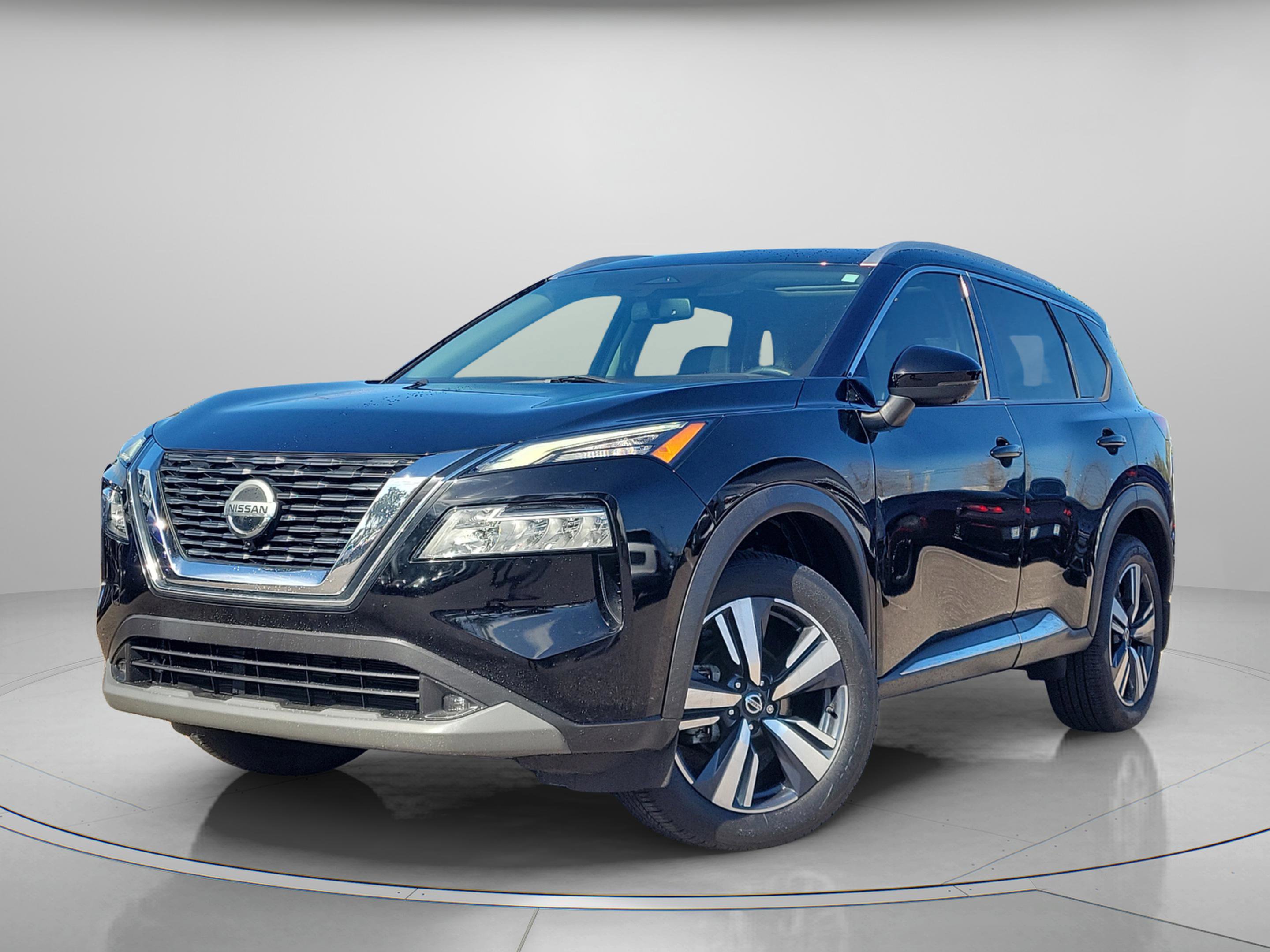 Certified 2021 Nissan Rogue SL image 2