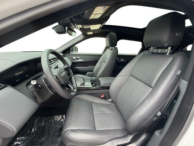 Certified 2026 Land Rover Range Rover Velar Dynamic SE AWD/4WD image 10