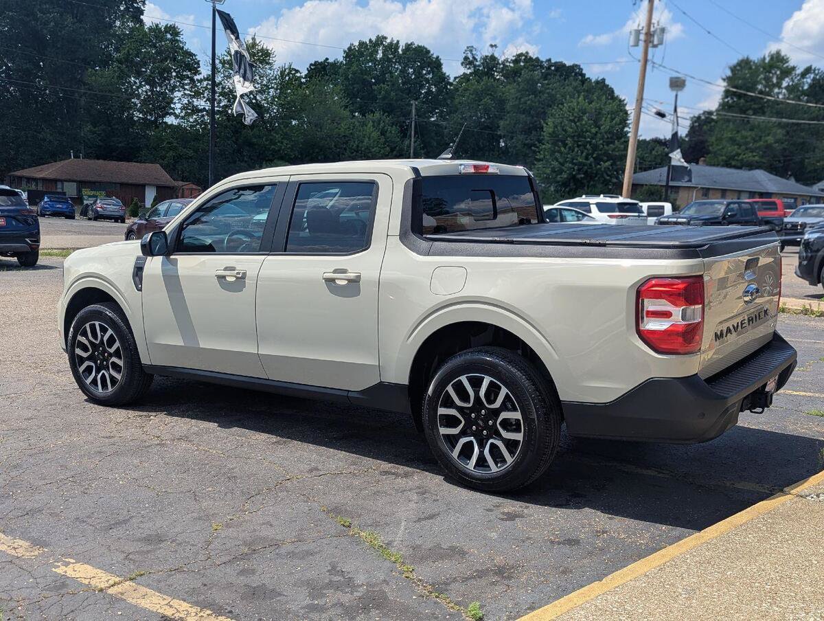 Used 2024 Ford Maverick Lariat w/ 4K Tow Package AWD/4WD image 5
