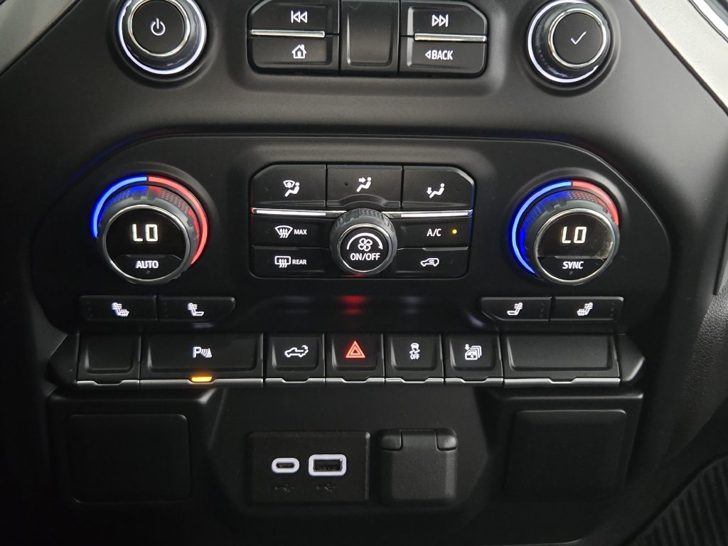 Used 2022 Chevrolet Silverado 1500 RST w/ Safety Package AWD/4WD image 19