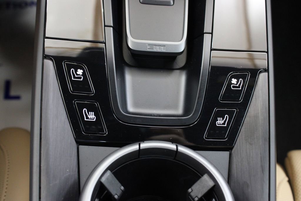 Certified 2024 Porsche 911 Carrera GTS image 36