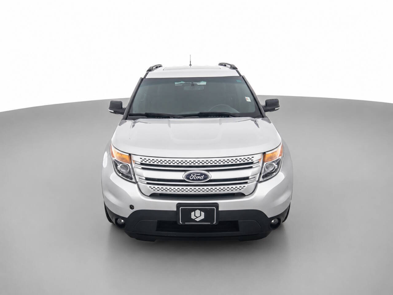 Used 2013 Ford Explorer XLT AWD/4WD image 2