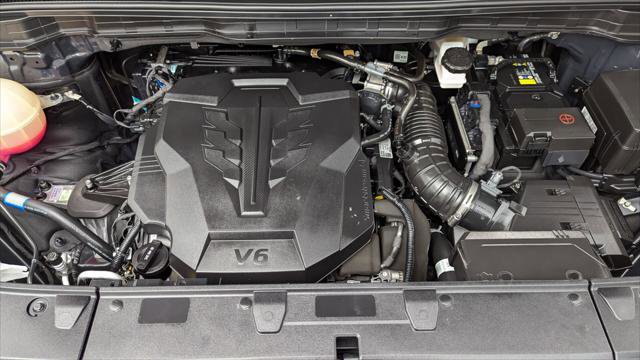 Used 2025 Kia Carnival LXS image 31