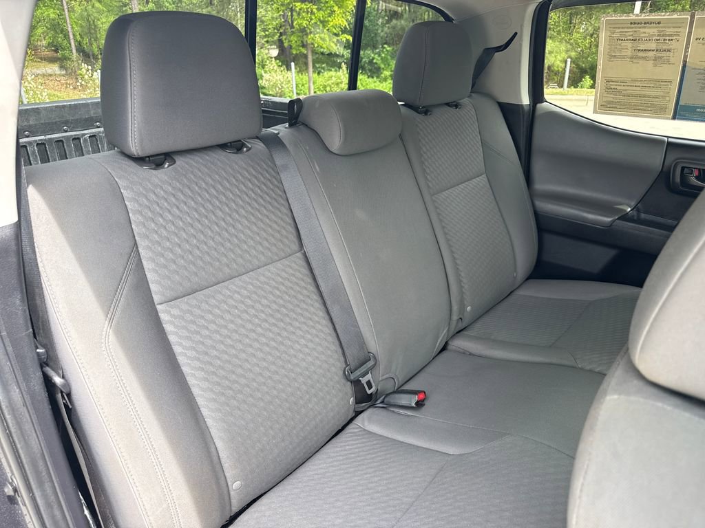 Used 2021 Toyota Tacoma SR5 RWD image 33