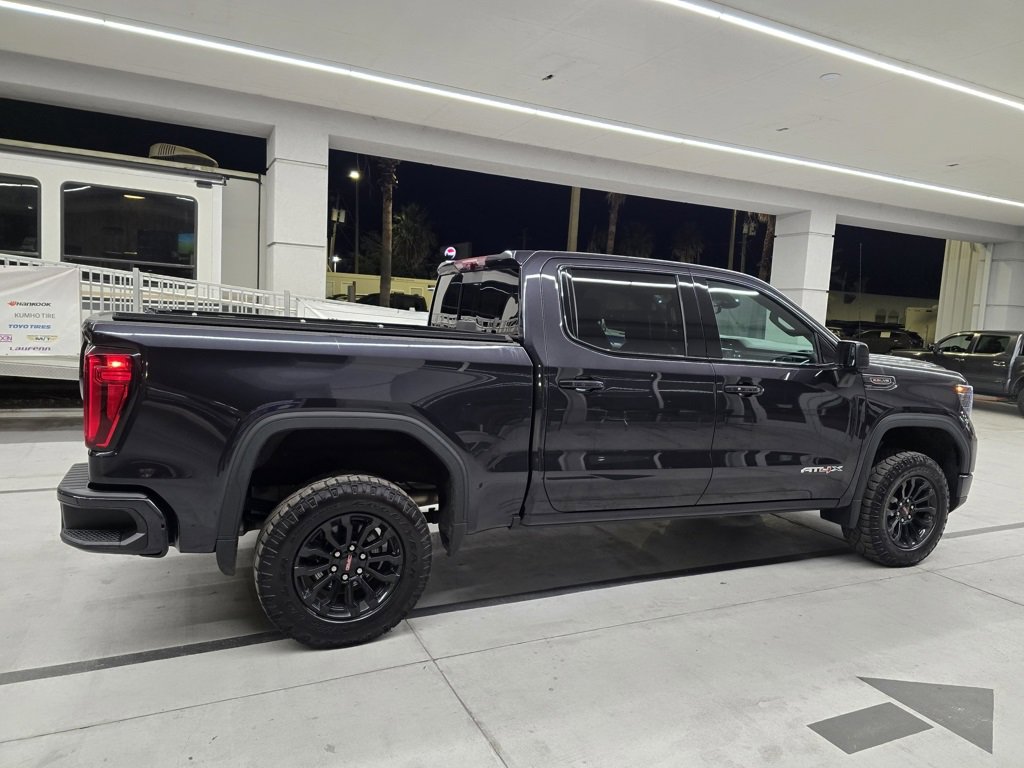 Used 2023 GMC Sierra 1500 AT4X image 9
