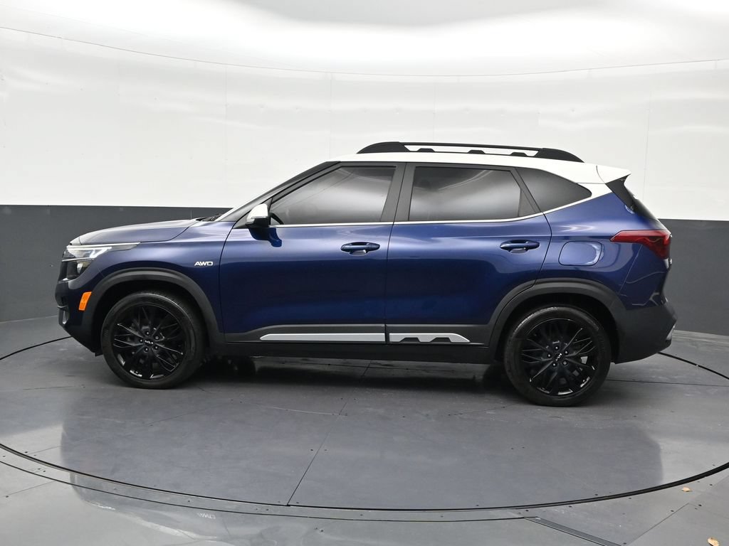Used 2023 Kia Seltos Nightfall Edition AWD/4WD image 2