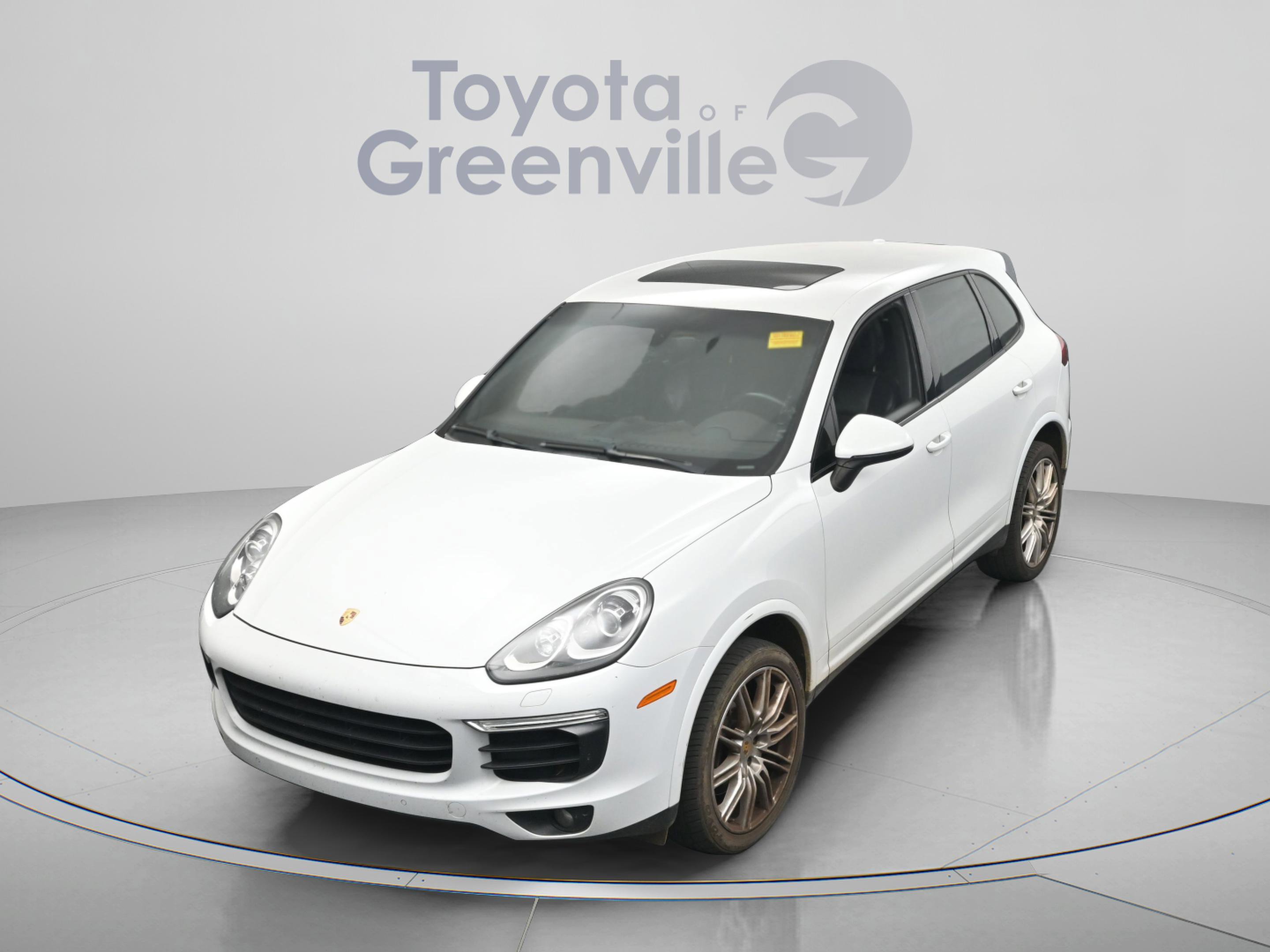Used 2017 Porsche Cayenne Platinum Edition AWD/4WD image 25