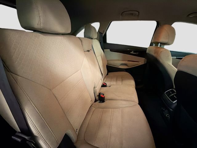 Used 2017 Kia Sorento LX image 27
