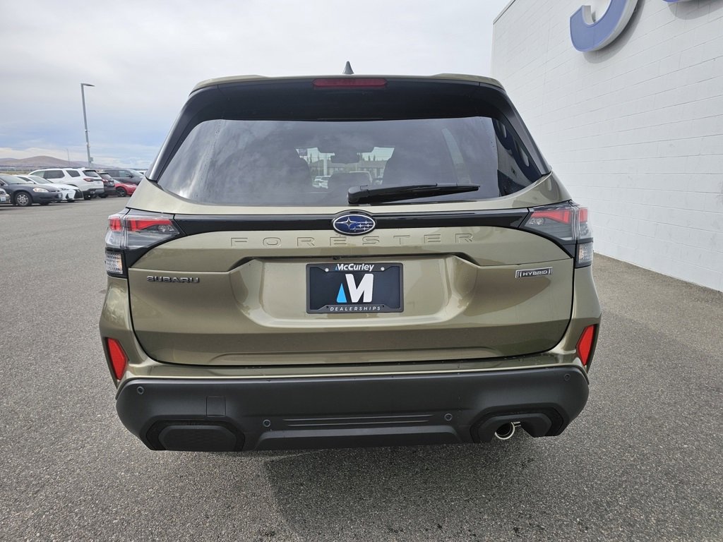 New 2025 Subaru Forester Touring image 4