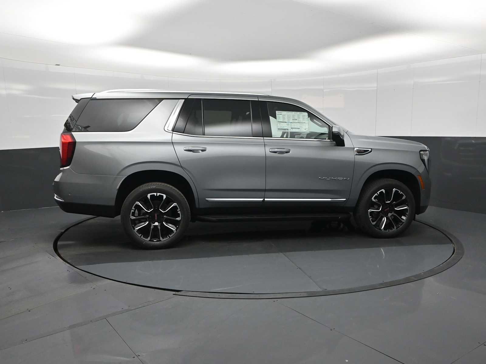 New 2026 GMC Yukon Elevation w/ Elevation Premium Package image 9