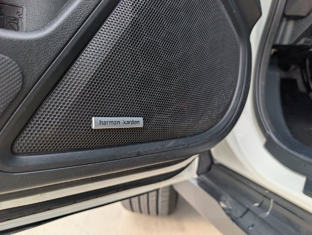 Certified 2025 Subaru Outback Onyx Edition XT AWD/4WD image 23
