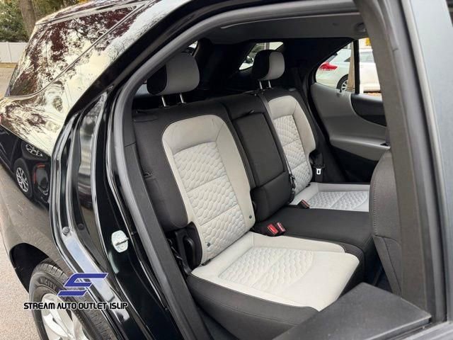 Used 2021 Chevrolet Equinox LS w/ LS Convenience Package image 17