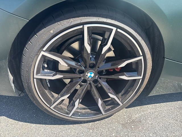 Certified 2025 BMW Z4 M40i w/ Edition RWD image 11