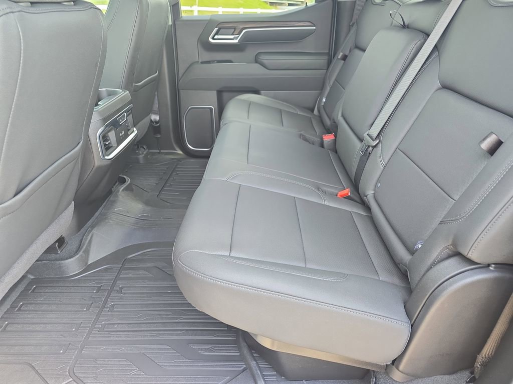 New 2026 GMC Sierra 1500 SLT w/ SLT Premium Plus Package image 15