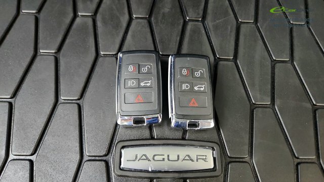 Used 2025 Jaguar F-PACE R-Dynamic S AWD/4WD image 91