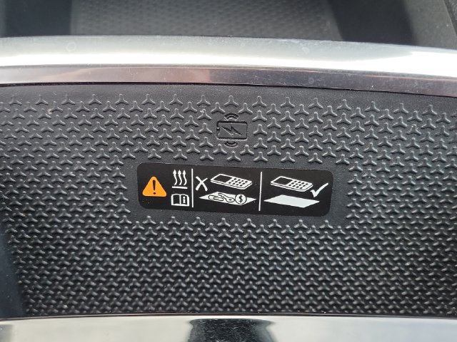 Used 2025 Chevrolet Equinox ACTIV w/ Safety and Technology Package FWD image 28