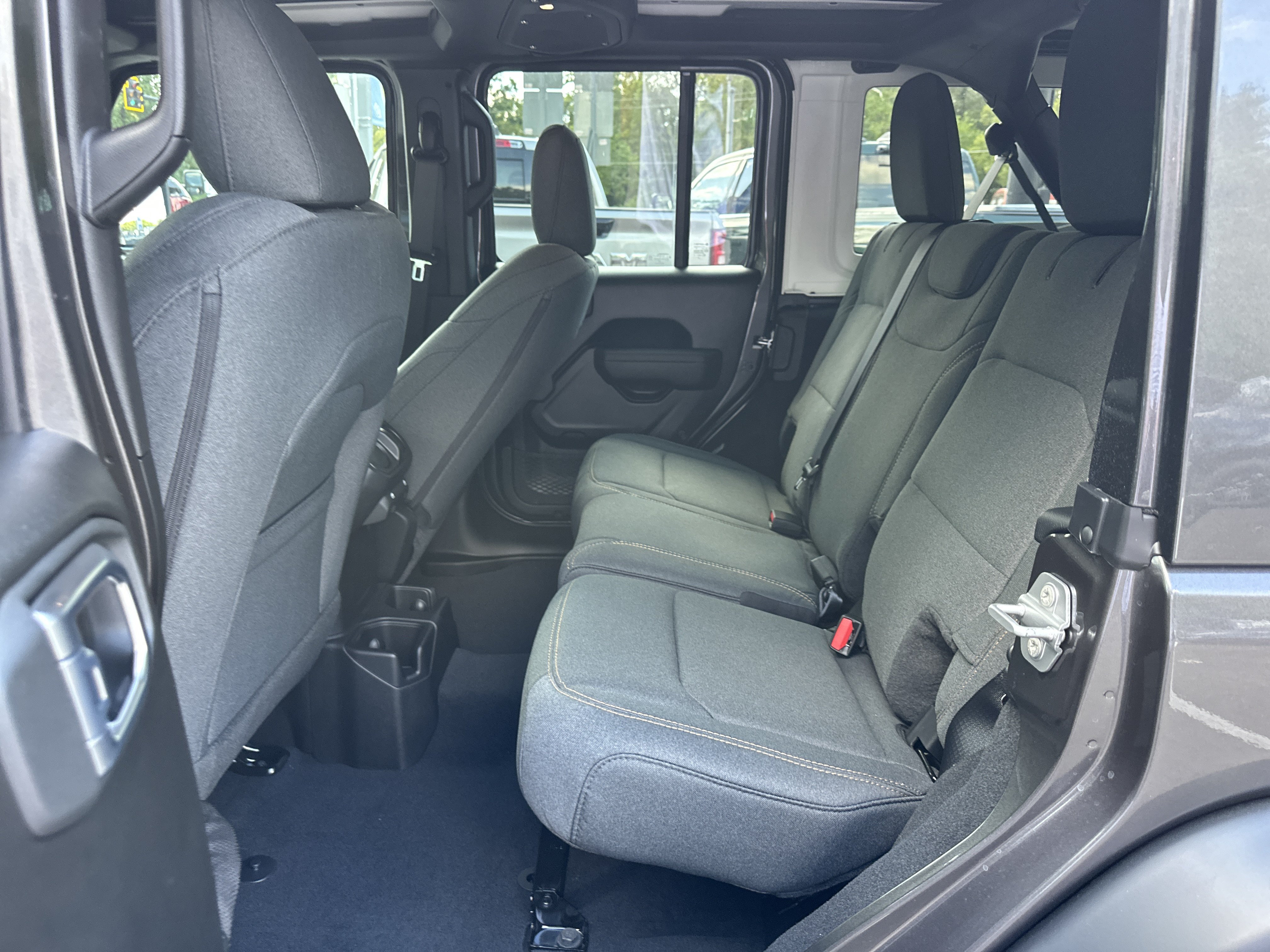 New 2027 Jeep Wrangler Unlimited Sport AWD/4WD image 32