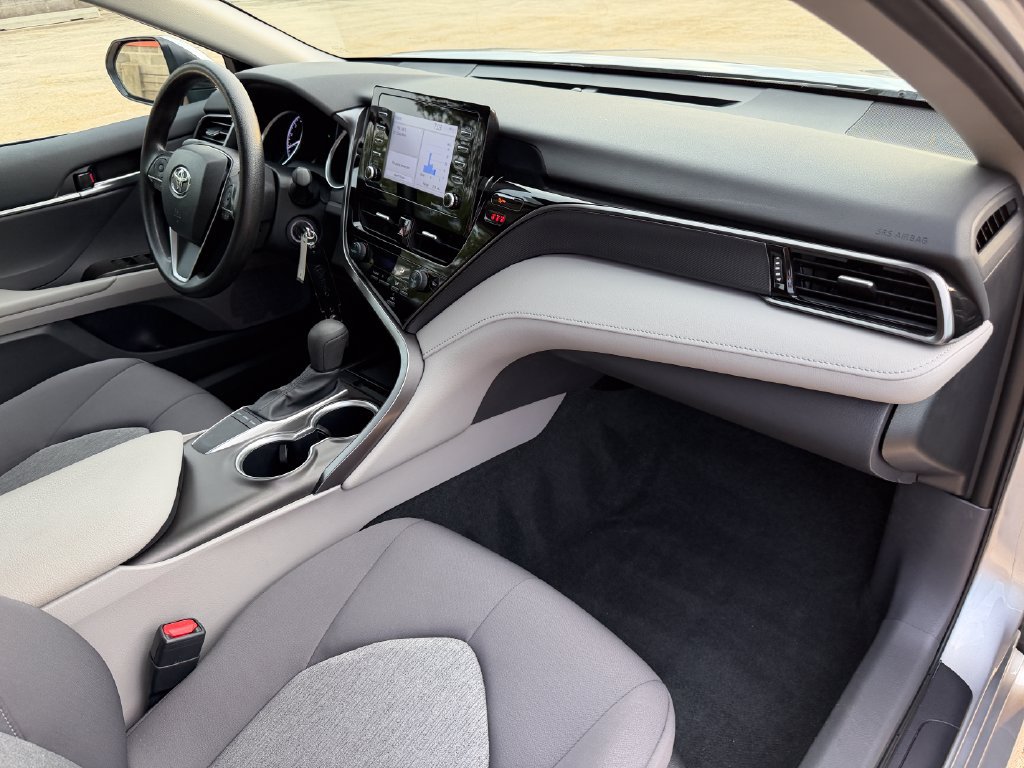 Used 2024 Toyota Camry LE FWD image 22