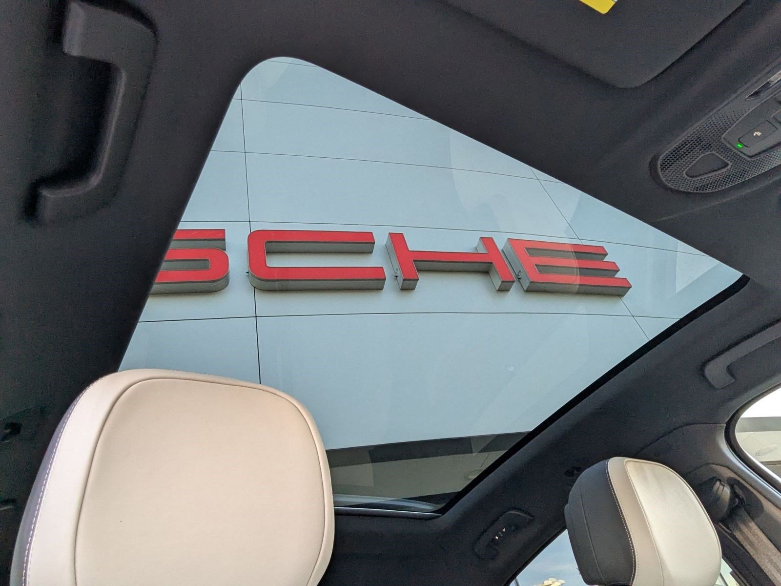 New 2026 Porsche Cayenne Coupe image 27