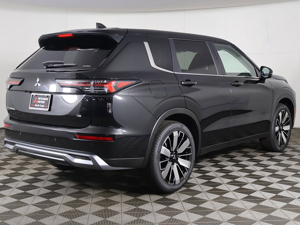 New 2026 Mitsubishi Outlander SE AWD/4WD image 11
