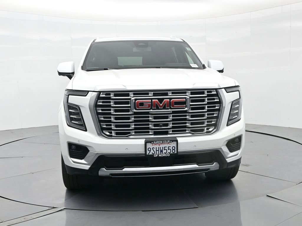 Used 2025 GMC Yukon XL Denali image 3