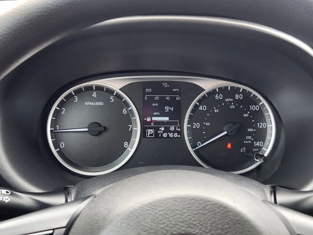Used 2022 Nissan Kicks S FWD image 16