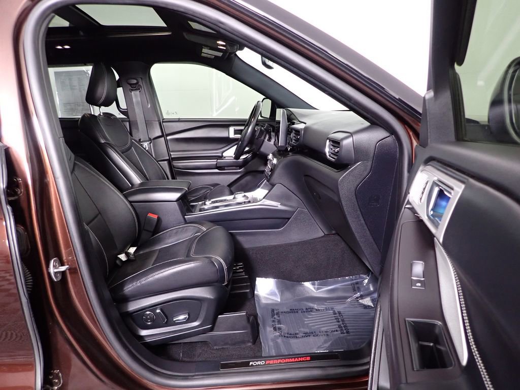 Used 2020 Ford Explorer ST w/ ST Street Pack image 45