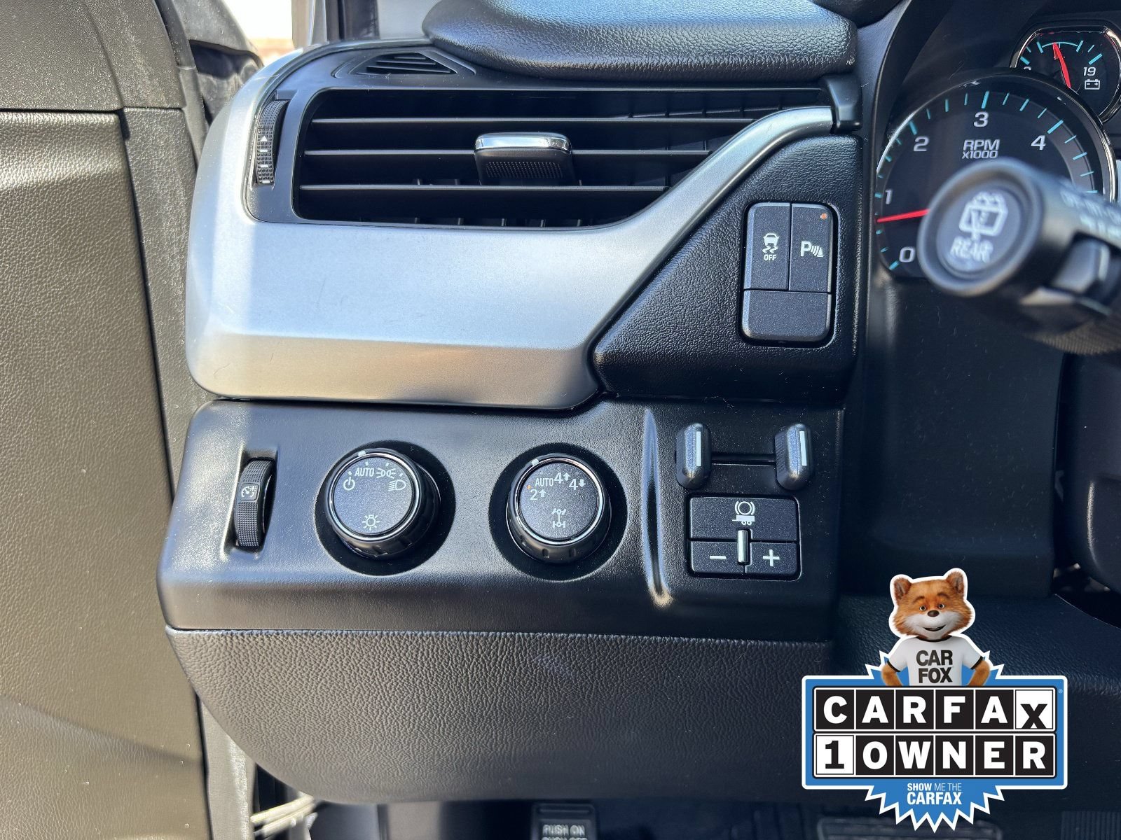 Used 2019 Chevrolet Tahoe LS w/ Max Trailering Package AWD/4WD image 33