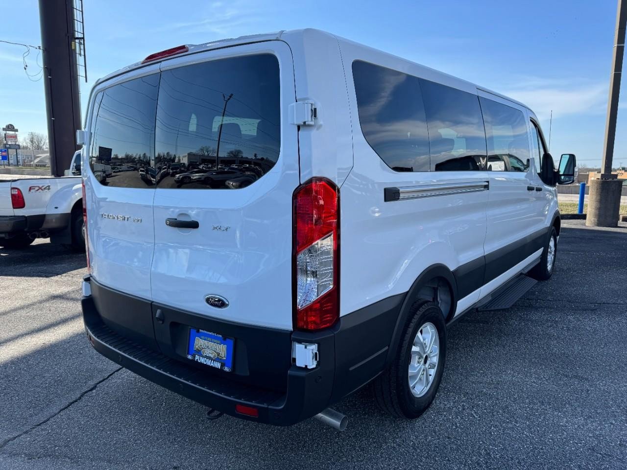Used 2024 Ford Transit 350 XLT image 3