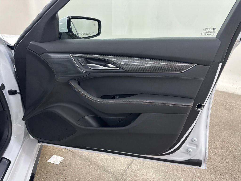 New 2026 Cadillac CT5 V AWD/4WD image 14