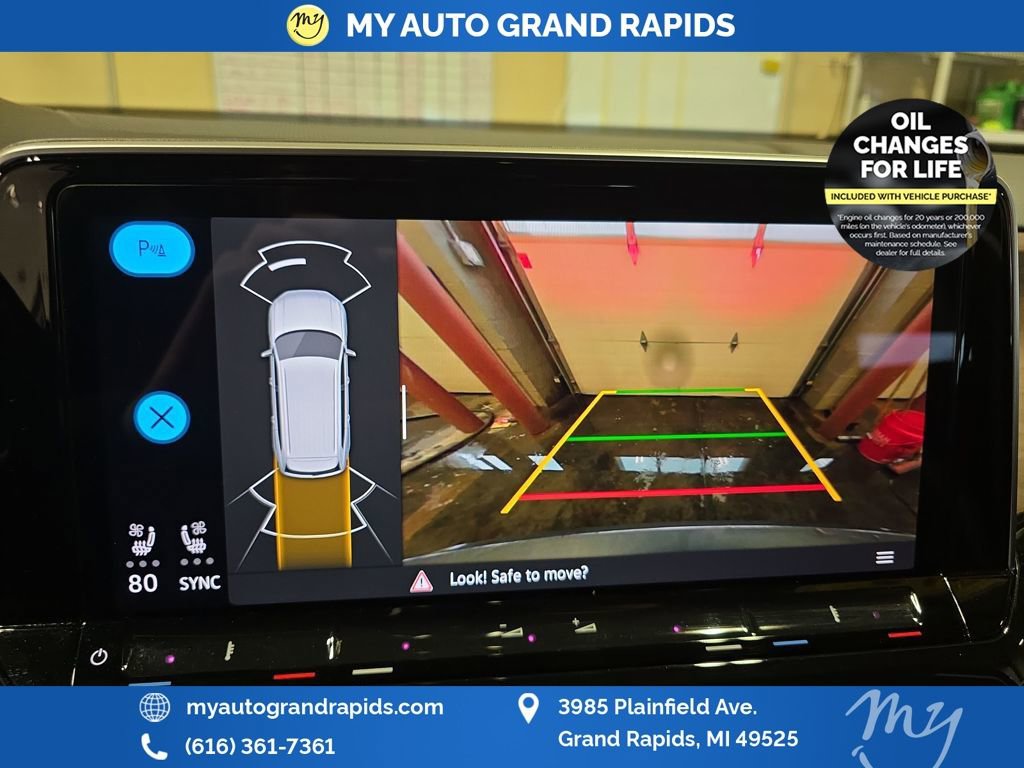 Used 2025 Volkswagen Atlas SE image 20