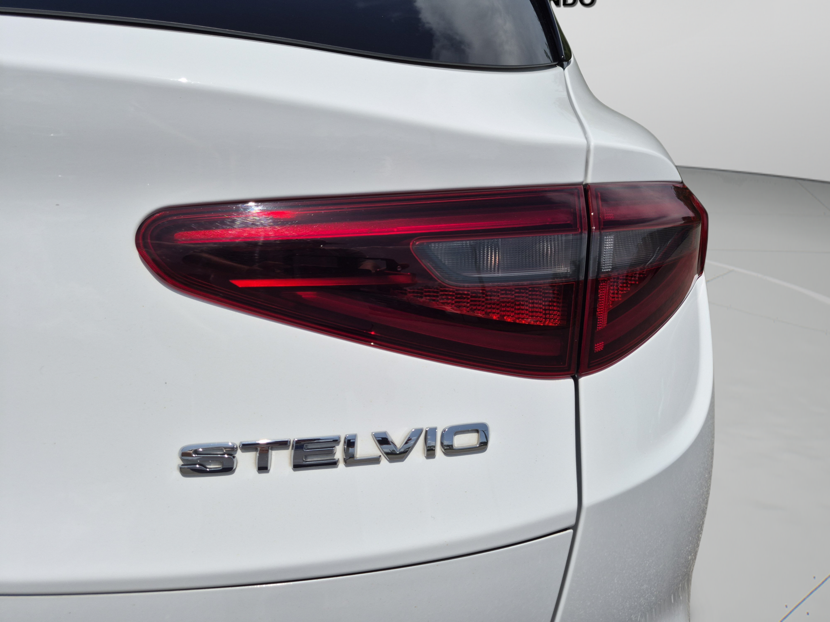 Used 2023 Alfa Romeo Stelvio Veloce AWD/4WD image 67