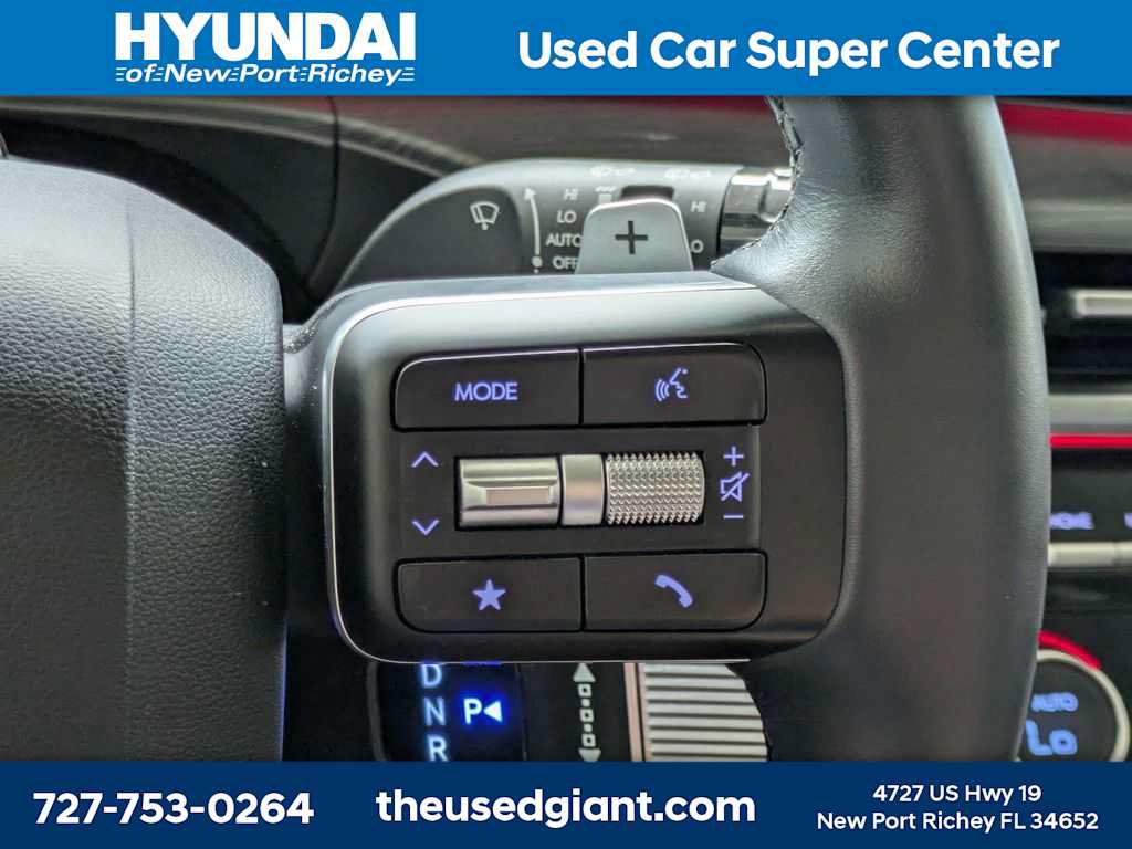 Used 2025 Hyundai Santa Fe Limited FWD image 41