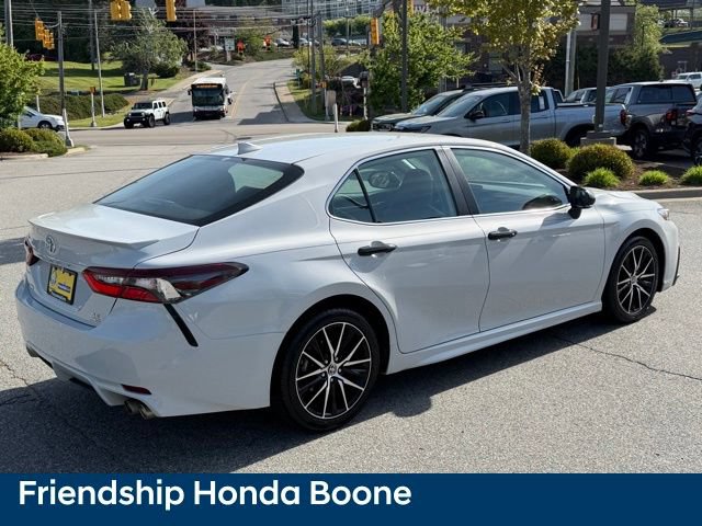 Used 2023 Toyota Camry SE w/ Convenience Package AWD/4WD image 5
