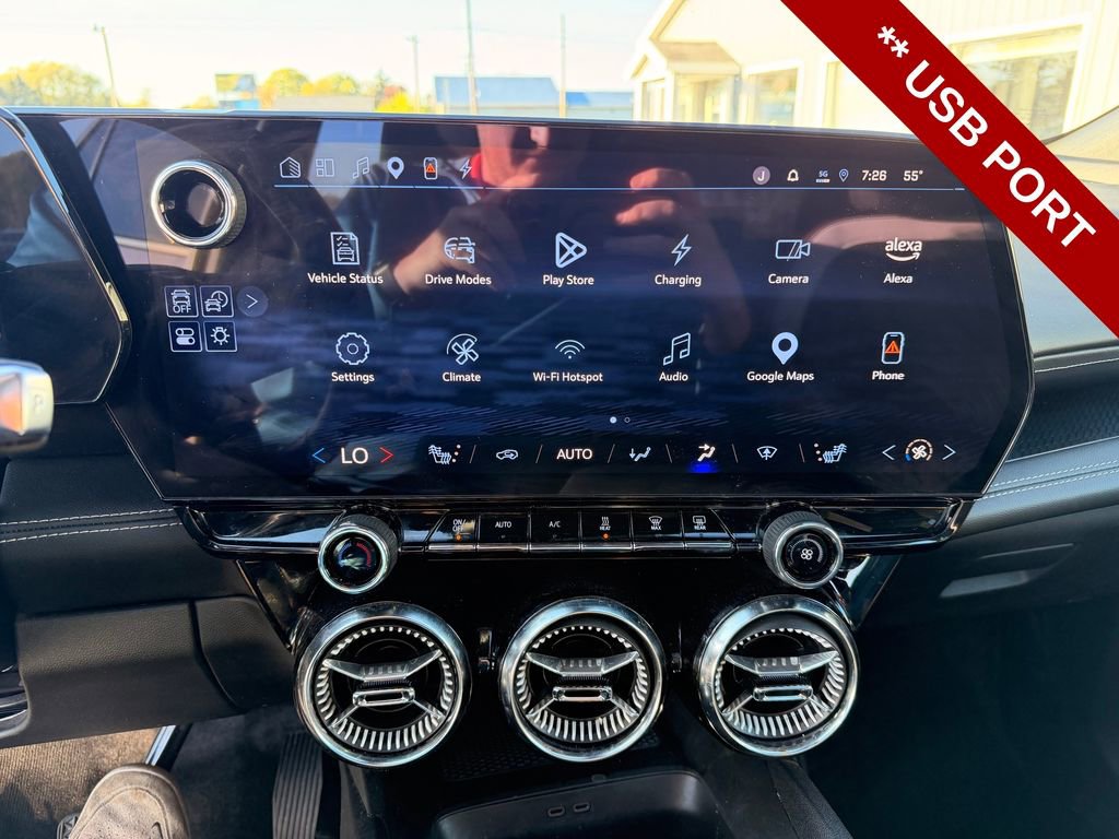 Used 2024 Chevrolet Blazer EV LT AWD/4WD image 23