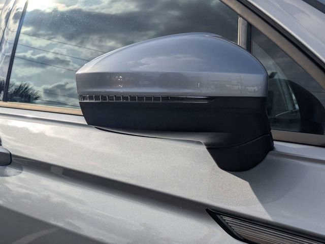 Used 2024 Volkswagen Tiguan S image 10