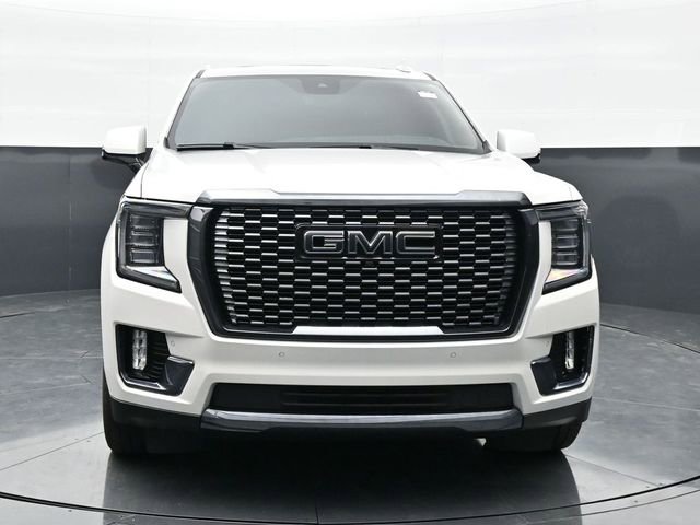Used 2023 GMC Yukon XL Denali Ultimate image 2