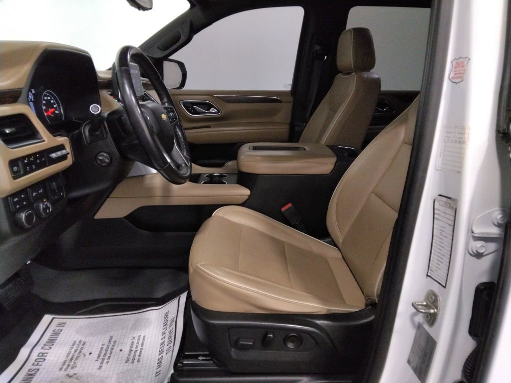 Used 2021 Chevrolet Tahoe Premier w/ Premium Package image 37